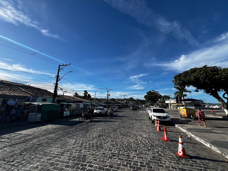 Bela Casa ao lado da Passarela de Porto